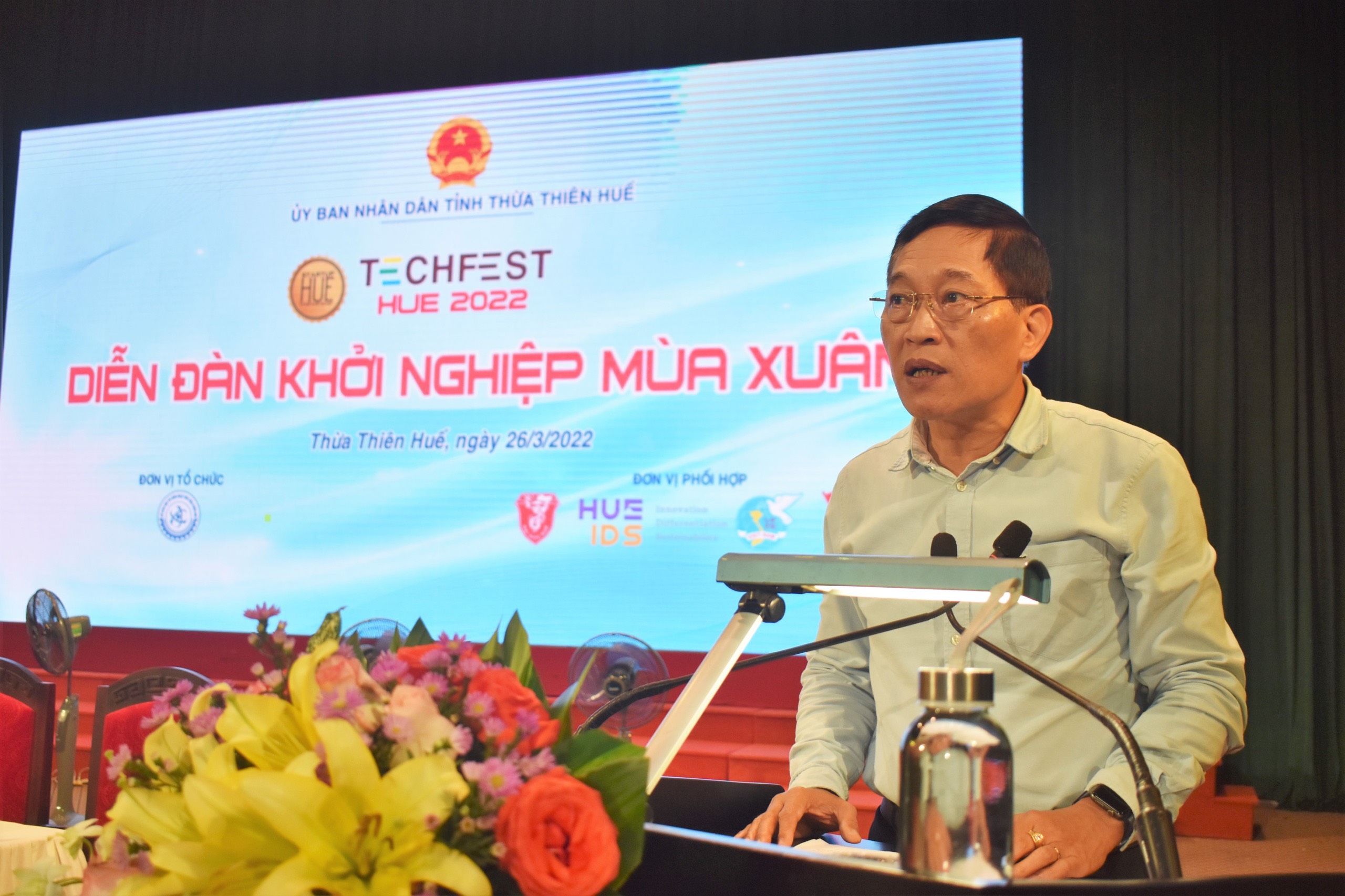Thứ trưởng Thường trực Bộ KH&CN Trần Văn Tùng phát biểu tại Diễn đàn (Nguồn https://skhcn.thuathienhue.gov.vn/) 