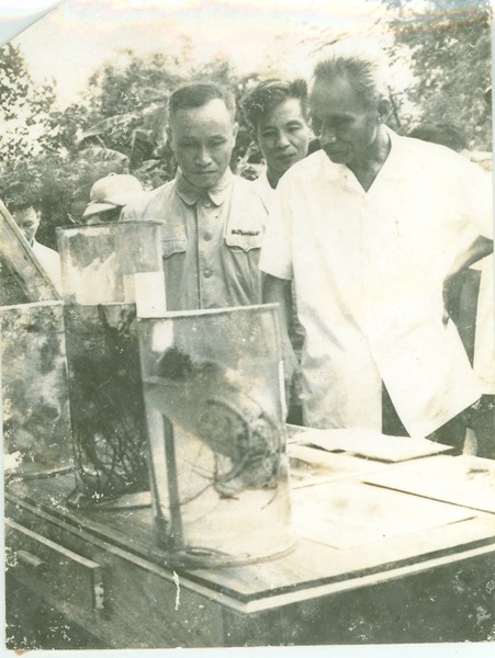 Thủ tưởng Phạm Văn Đồng đến thăm Trường (2-9-1974) tại Hà Bắc